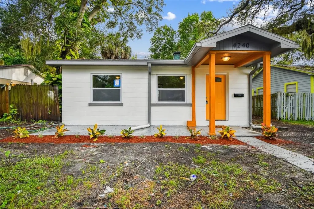 4240 14th Avenue S St Petersburg FL 33711