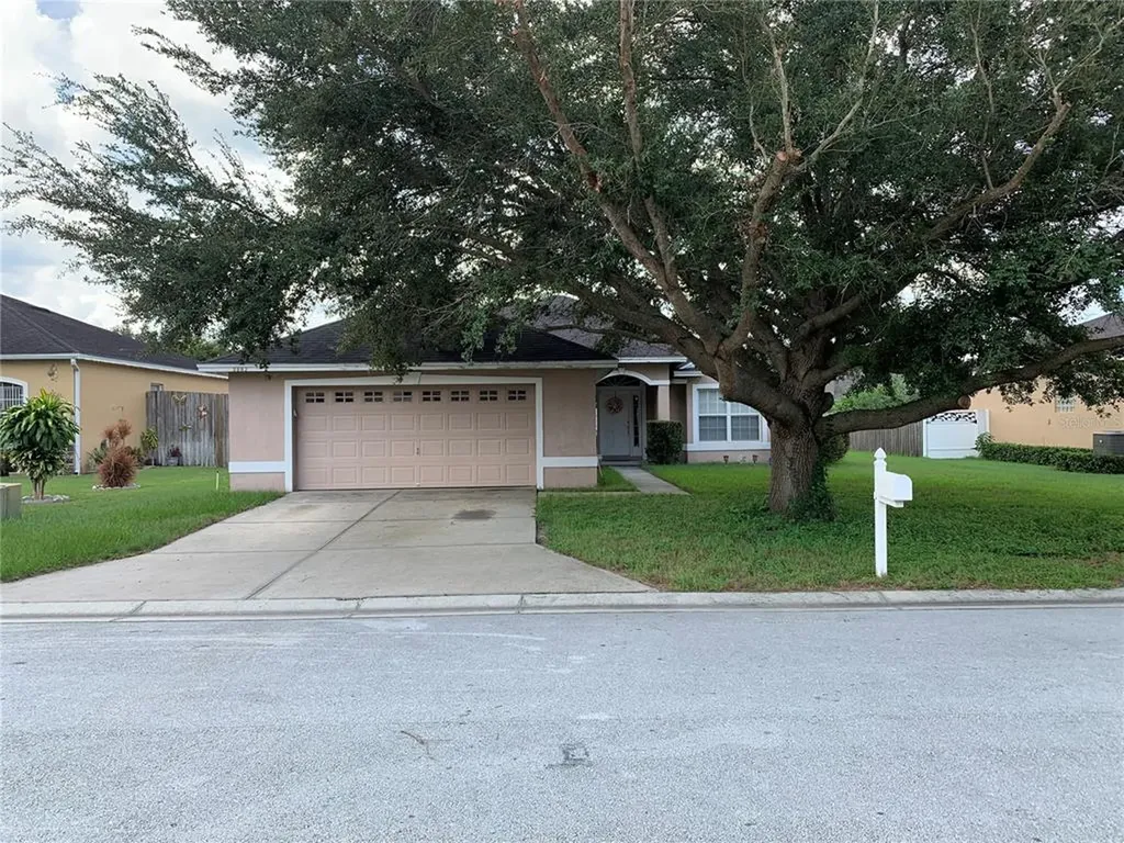 3882 Alamanda Hills Place Lakeland FL 33813