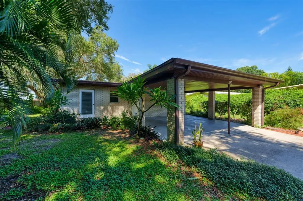 280 W Park Lane Lake Alfred FL 33850