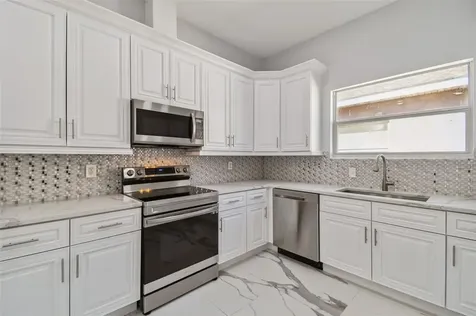 7620 Ocean Harbor Lane Tampa FL 33615