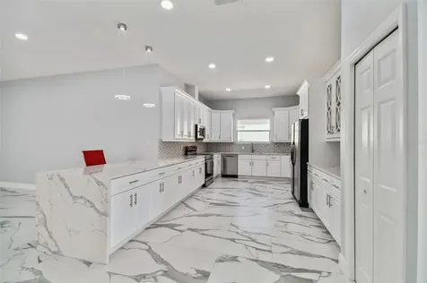7620 Ocean Harbor Lane Tampa FL 33615