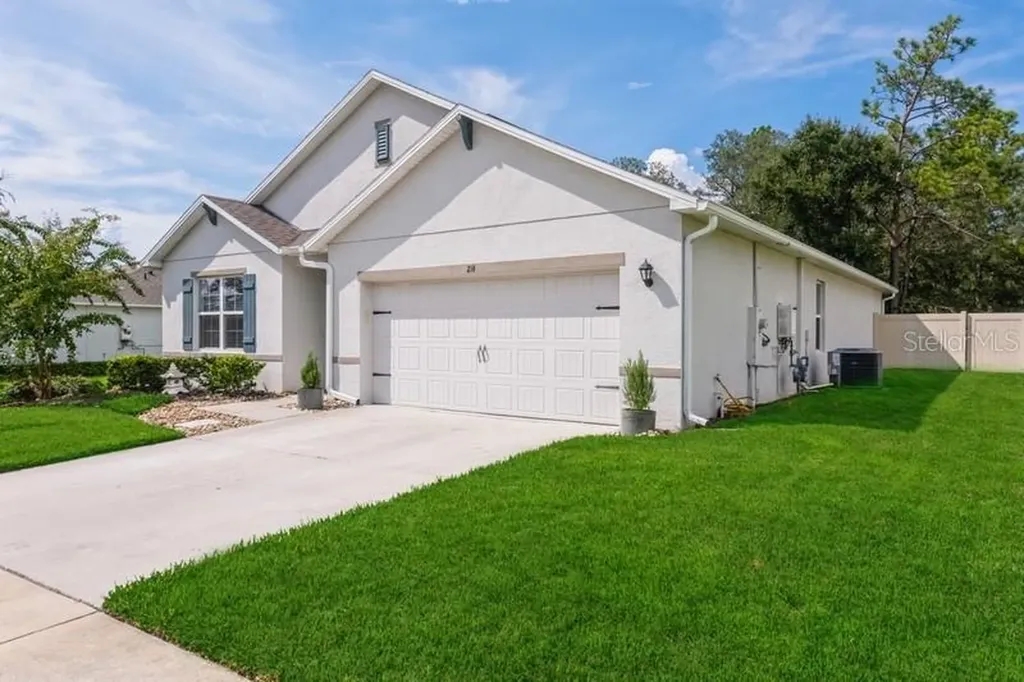 214 Wood Hollow Road Deland FL 32724