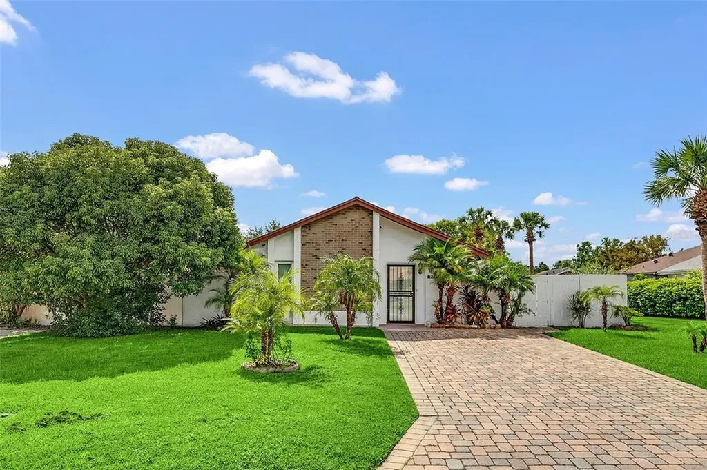 2776 Sunbranch Drive Orlando FL 32822