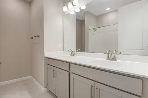 31803 Broadwater Avenue Leesburg FL 34748
