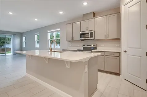 31803 Broadwater Avenue Leesburg FL 34748