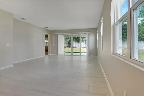 31803 Broadwater Avenue Leesburg FL 34748