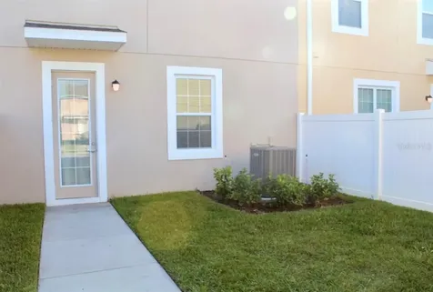 10012 Madison Banks Street Orlando FL 32827