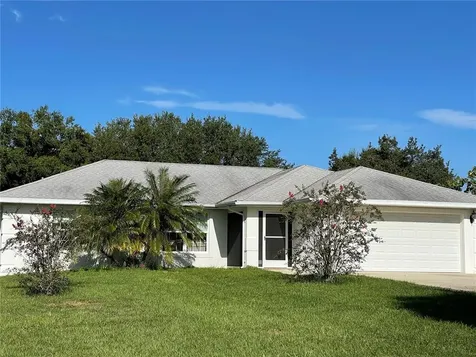 512 Palmetto Avenue Frostproof FL 33843