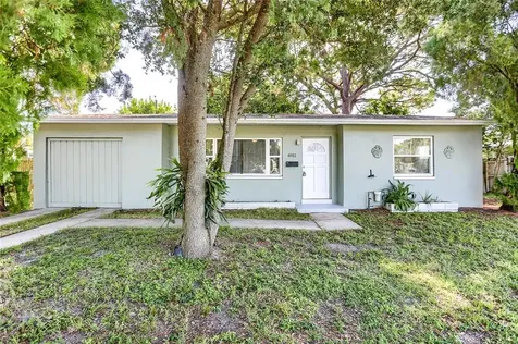 6911 16th Street N St Petersburg FL 33702
