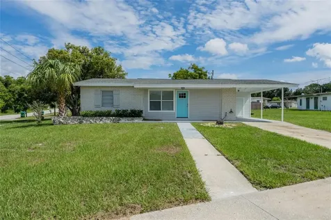 824 Radcliff Street Deltona FL 32725