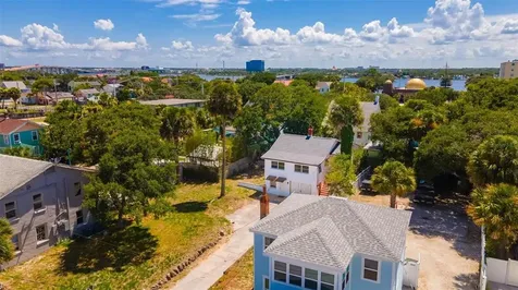 125 N Hollywood Avenue Daytona Beach FL 32118