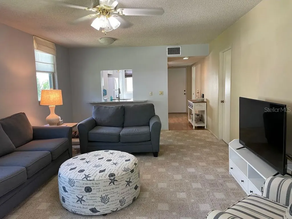 206 Lakewood Drive Bradenton FL 34210