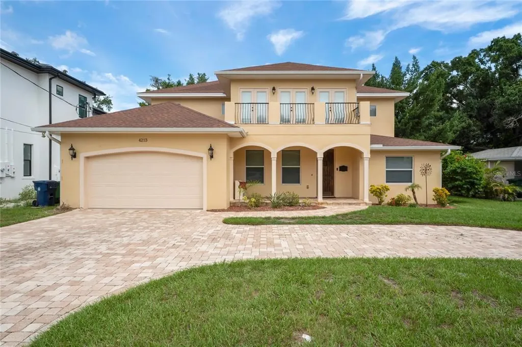 4213 W Watrous Avenue Tampa FL 33629