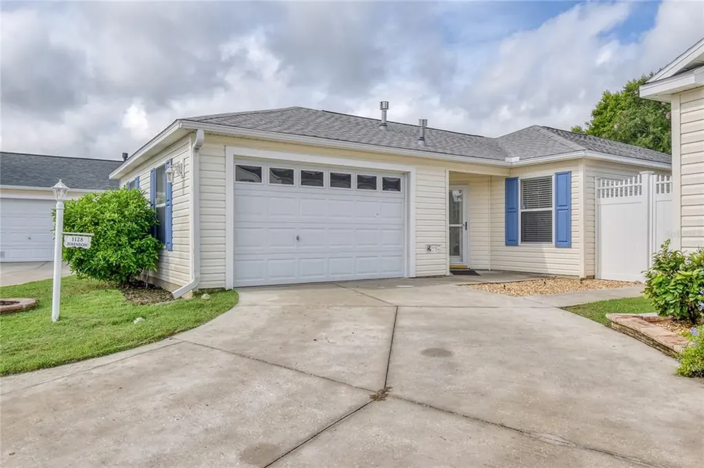 1128 Elizabeth Court The Villages FL 32162