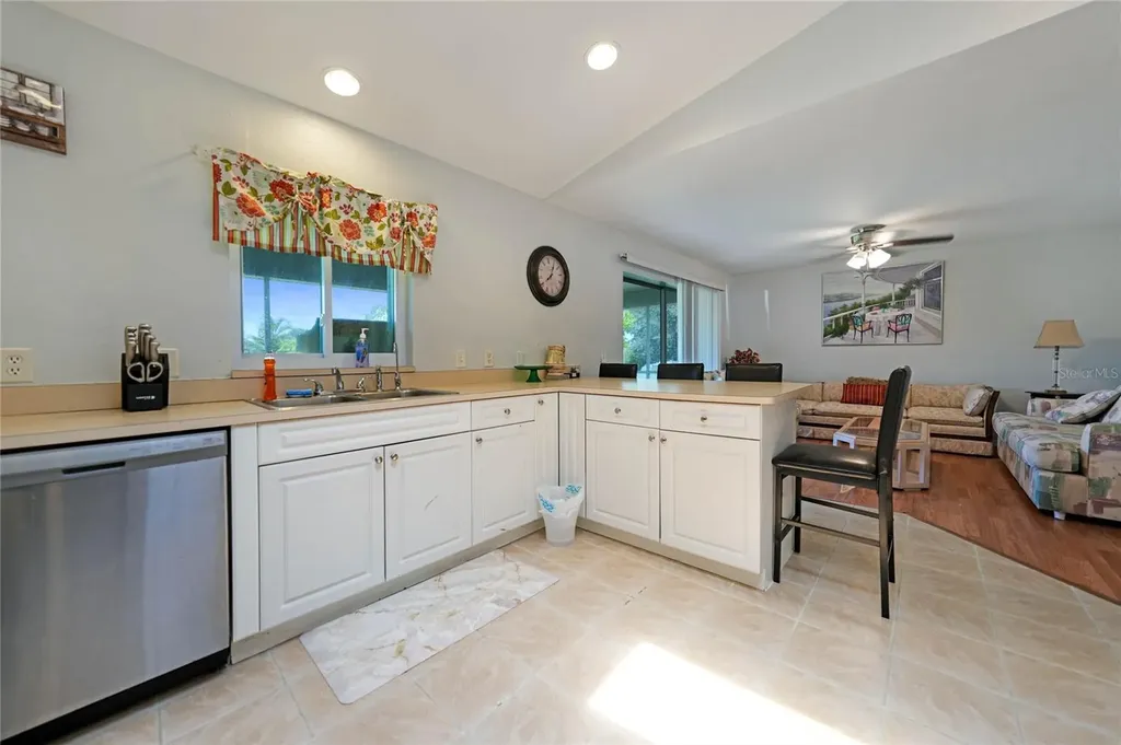 590 Ridgewood Street NW Port Charlotte FL 33952