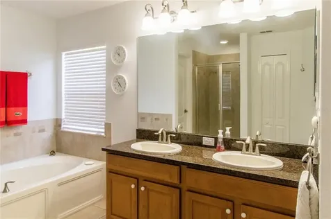 619 Brookeshire Drive Davenport FL 33837