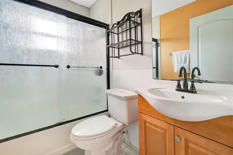 737 Toulon Drive Kissimmee FL 34759