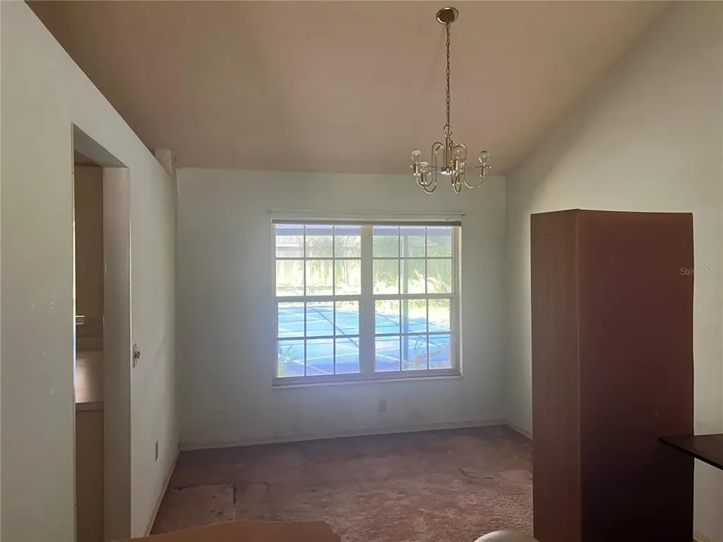 1404 Midoneck Court Valrico FL 33596