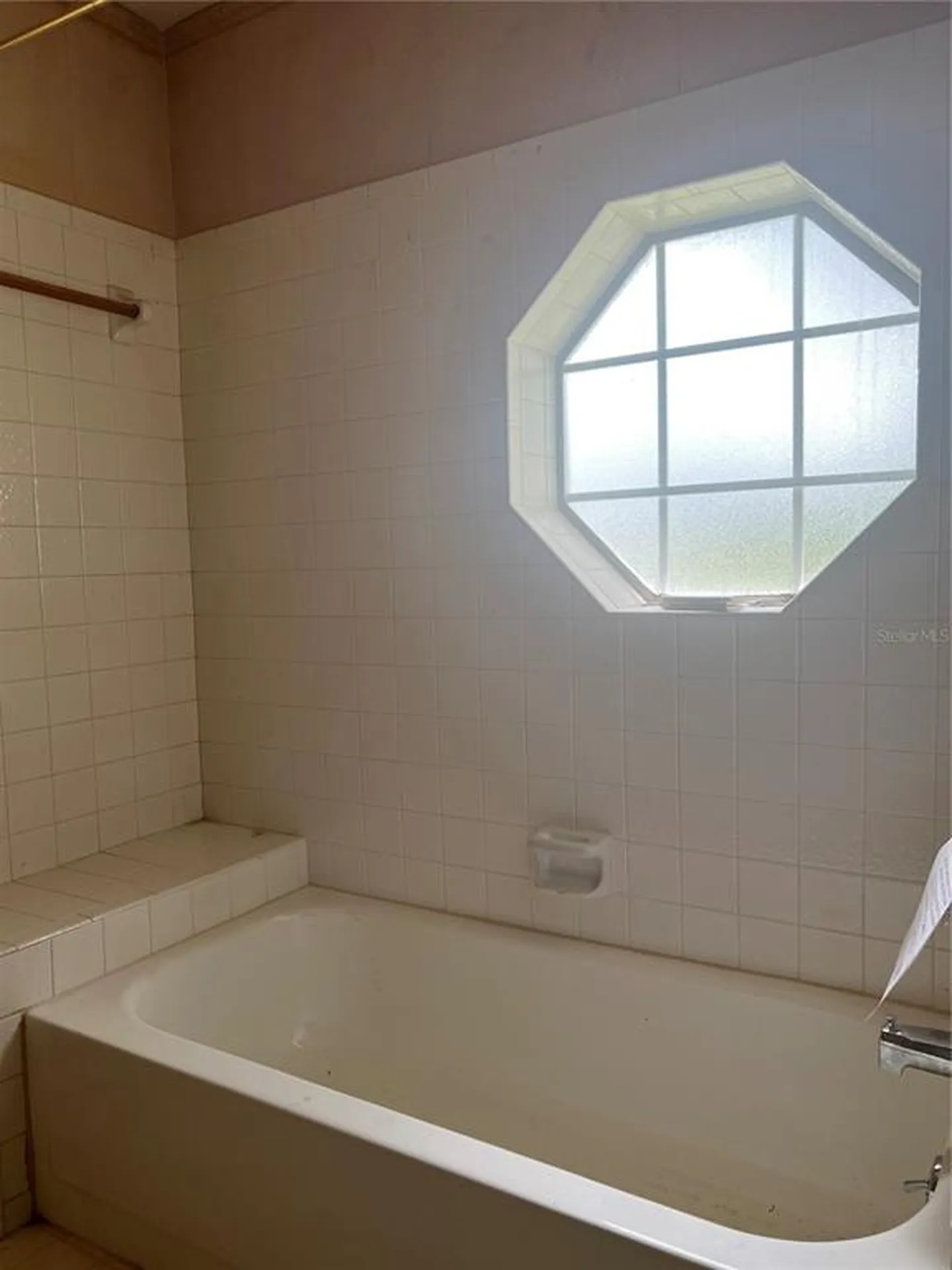 1404 Midoneck Court Valrico FL 33596