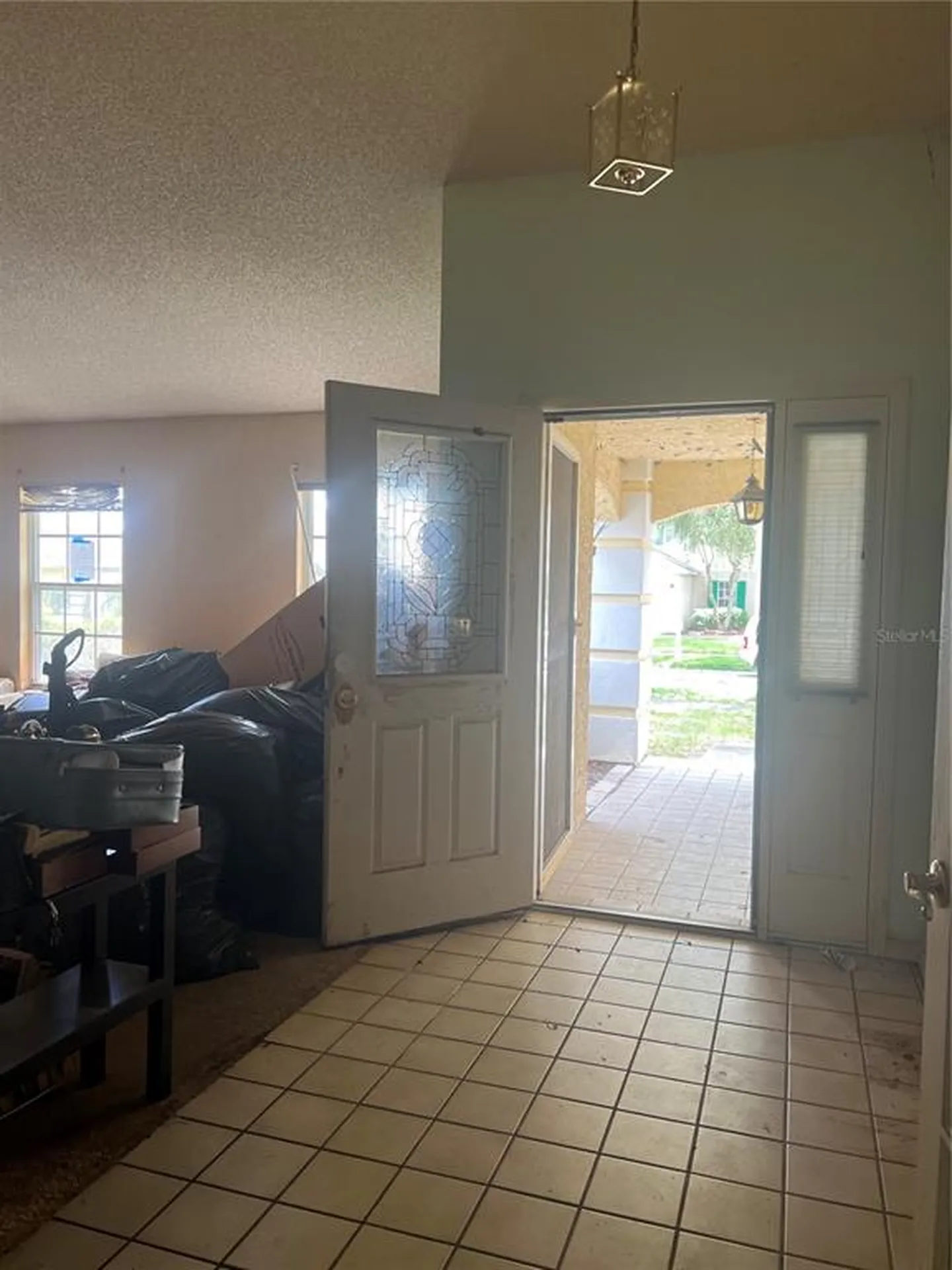 1404 Midoneck Court Valrico FL 33596