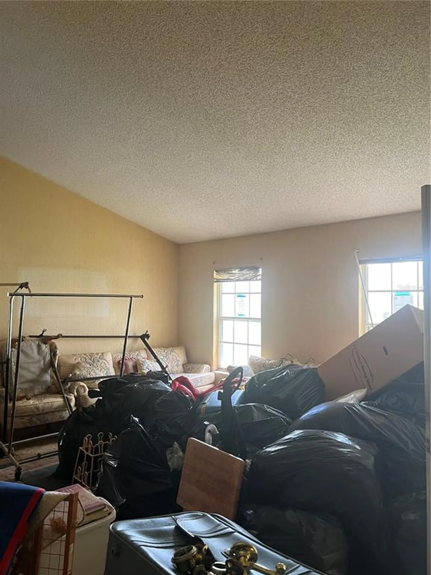1404 Midoneck Court Valrico FL 33596