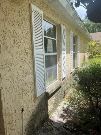 1404 Midoneck Court Valrico FL 33596