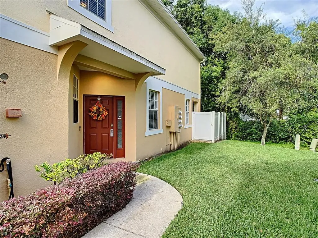 2090 Fiesta Ridge Court Tampa FL 33604
