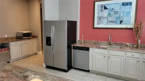 750 N Tamiami Trail Sarasota FL 34236