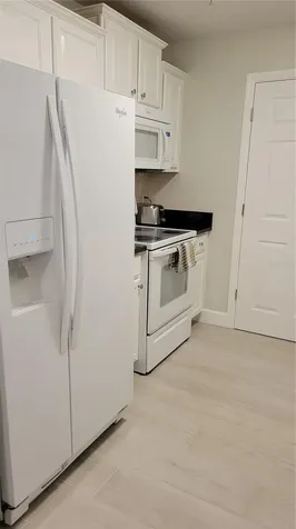 750 N Tamiami Trail Sarasota FL 34236