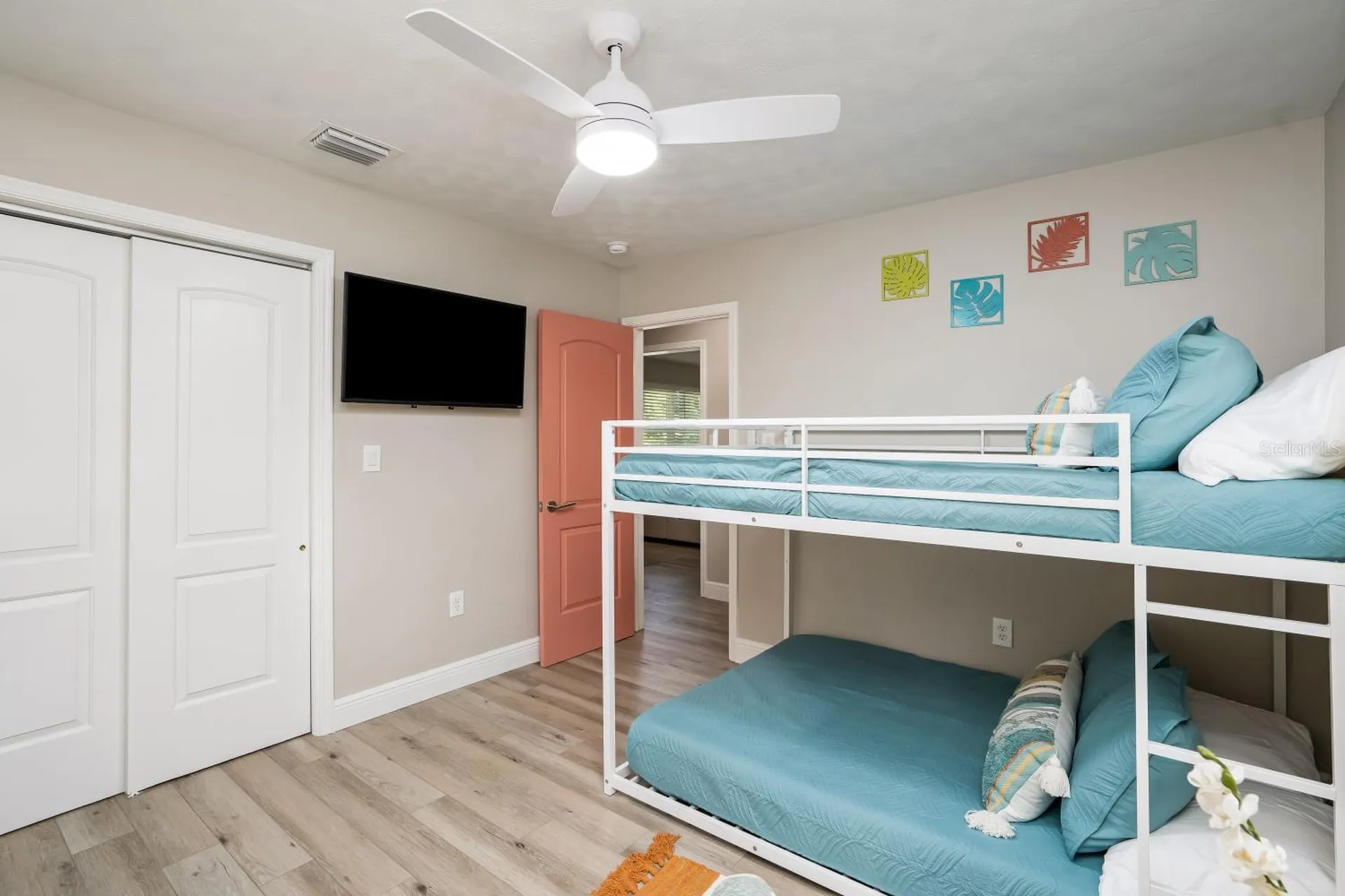 617 26th Street W Bradenton FL 34205