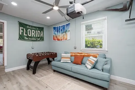 617 26th Street W Bradenton FL 34205