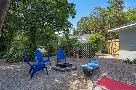 617 26th Street W Bradenton FL 34205