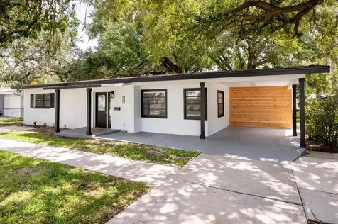 103 22nd Street E Bradenton FL 34208