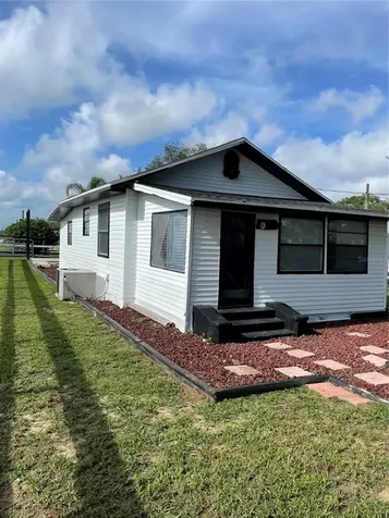 2580 El Dorado Avenue Avon Park FL 33825