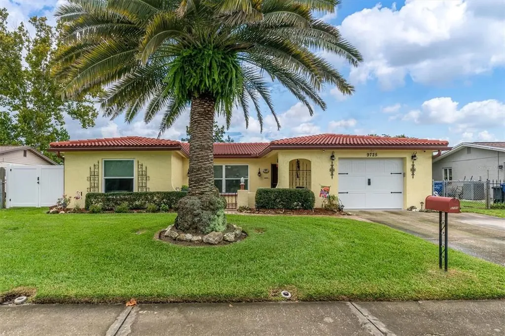 9725 Lakeside Lane Port Richey FL 34668