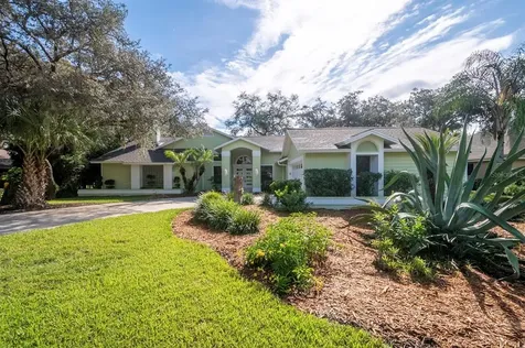 2814 Pine Club Drive Plant City FL 33566