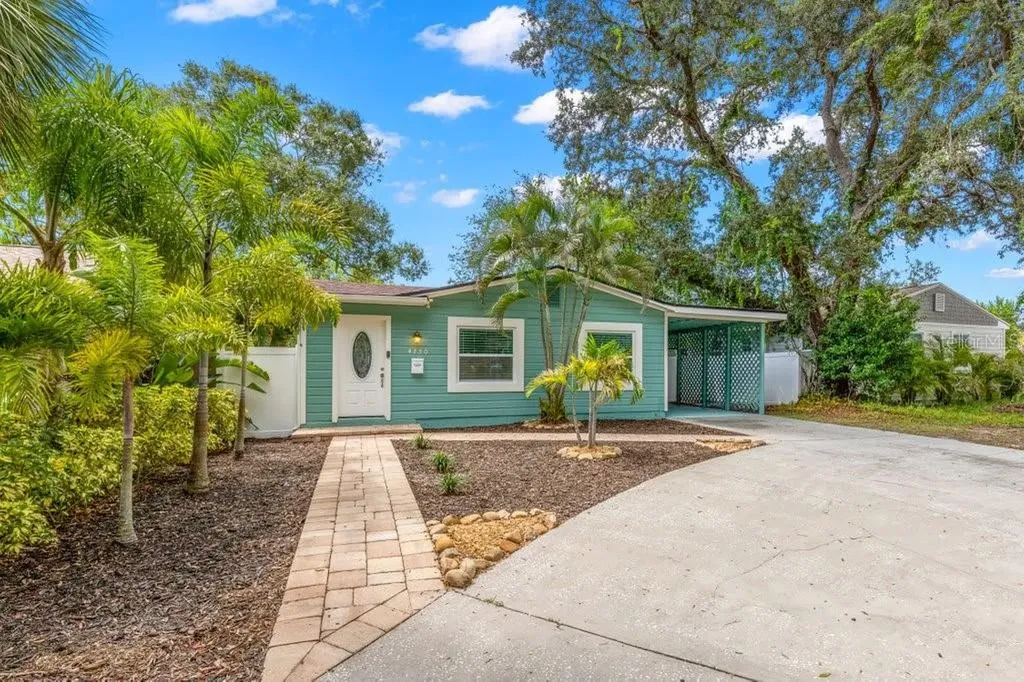 4750 Burlington Avenue N St Petersburg FL 33713