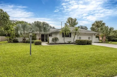 8127 Timber Lake Lane Sarasota FL 34243