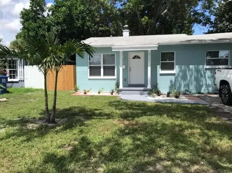 3143 35th Avenue N St Petersburg FL 33713