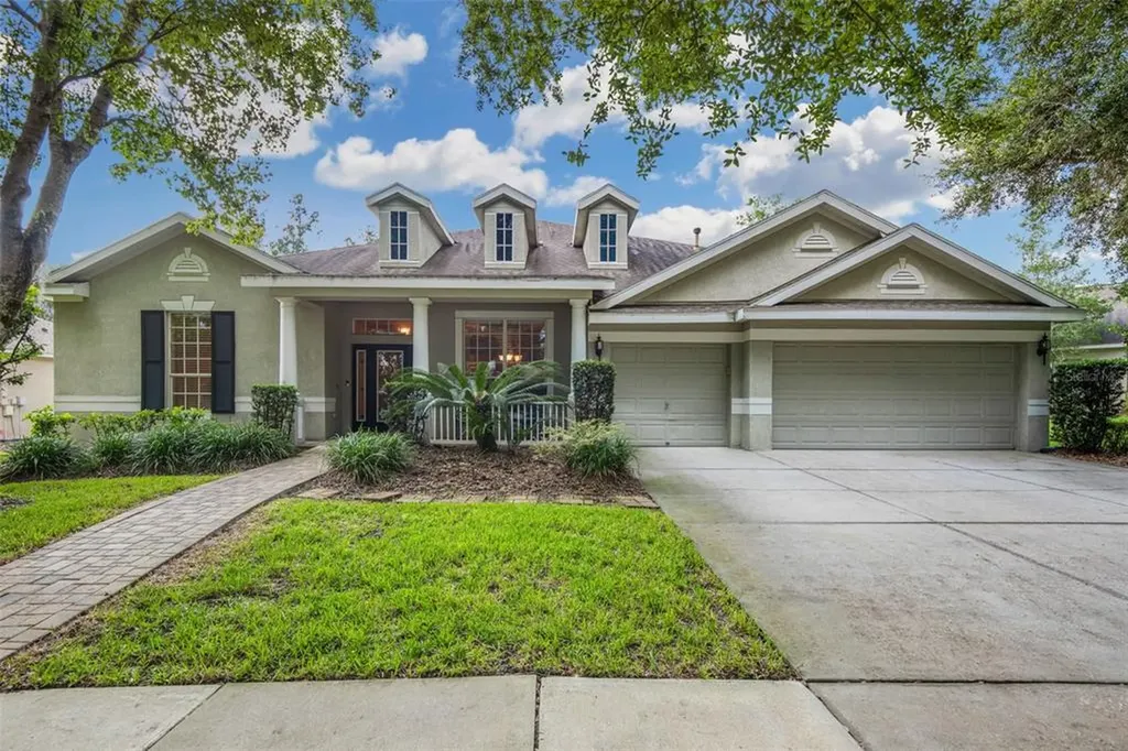 15225 Kestrelrise Drive Lithia FL 33547