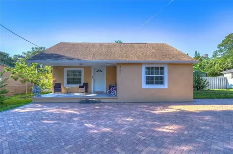 7211 Waycross Avenue Tampa FL 33619