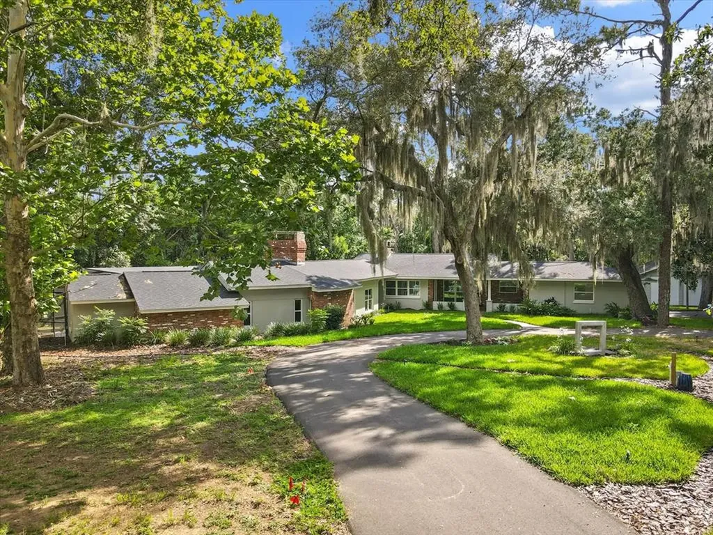 1602 Country Club Road Eustis FL 32726