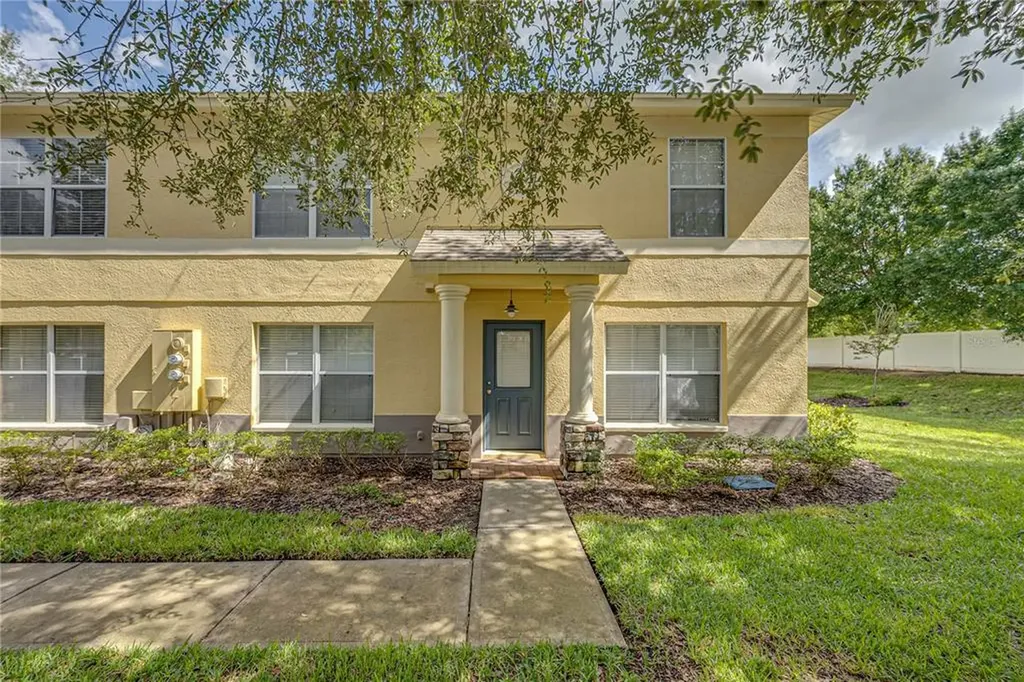 201 Hardcastle Place Valrico FL 33594