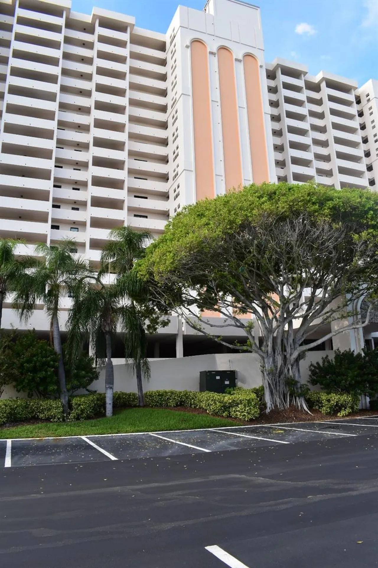 1270 Gulf Boulevard Clearwater FL 33767