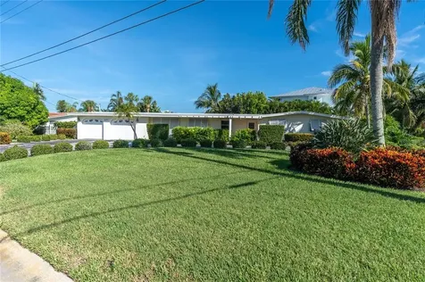 601 Ambassador Lane Holmes Beach FL 34217