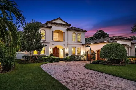 135 Riviera Way NE St Petersburg FL 33704