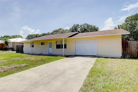 5611 Killarney Avenue Fort Pierce FL 34951