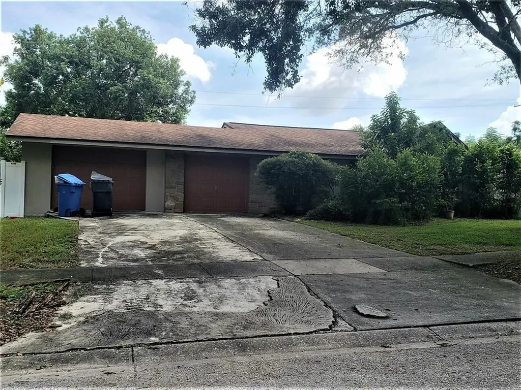 814 Valley Hill Drive Brandon FL 33510