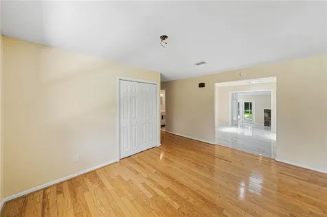18526 Sweetbay Lane Dade City FL 33523