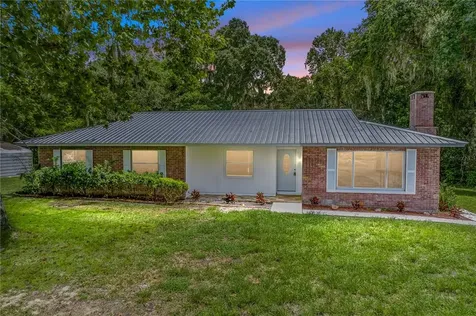 18526 Sweetbay Lane Dade City FL 33523